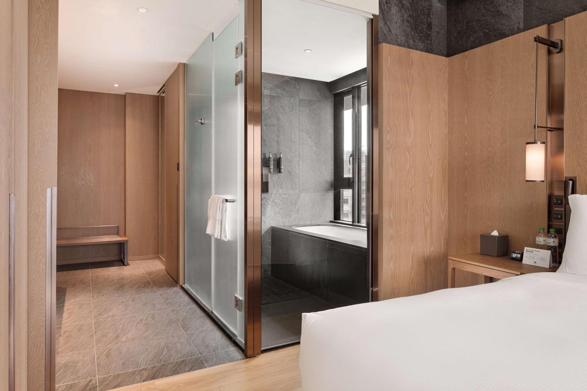Doubletree By Hilton Taipei Zhongshan Εξωτερικό φωτογραφία