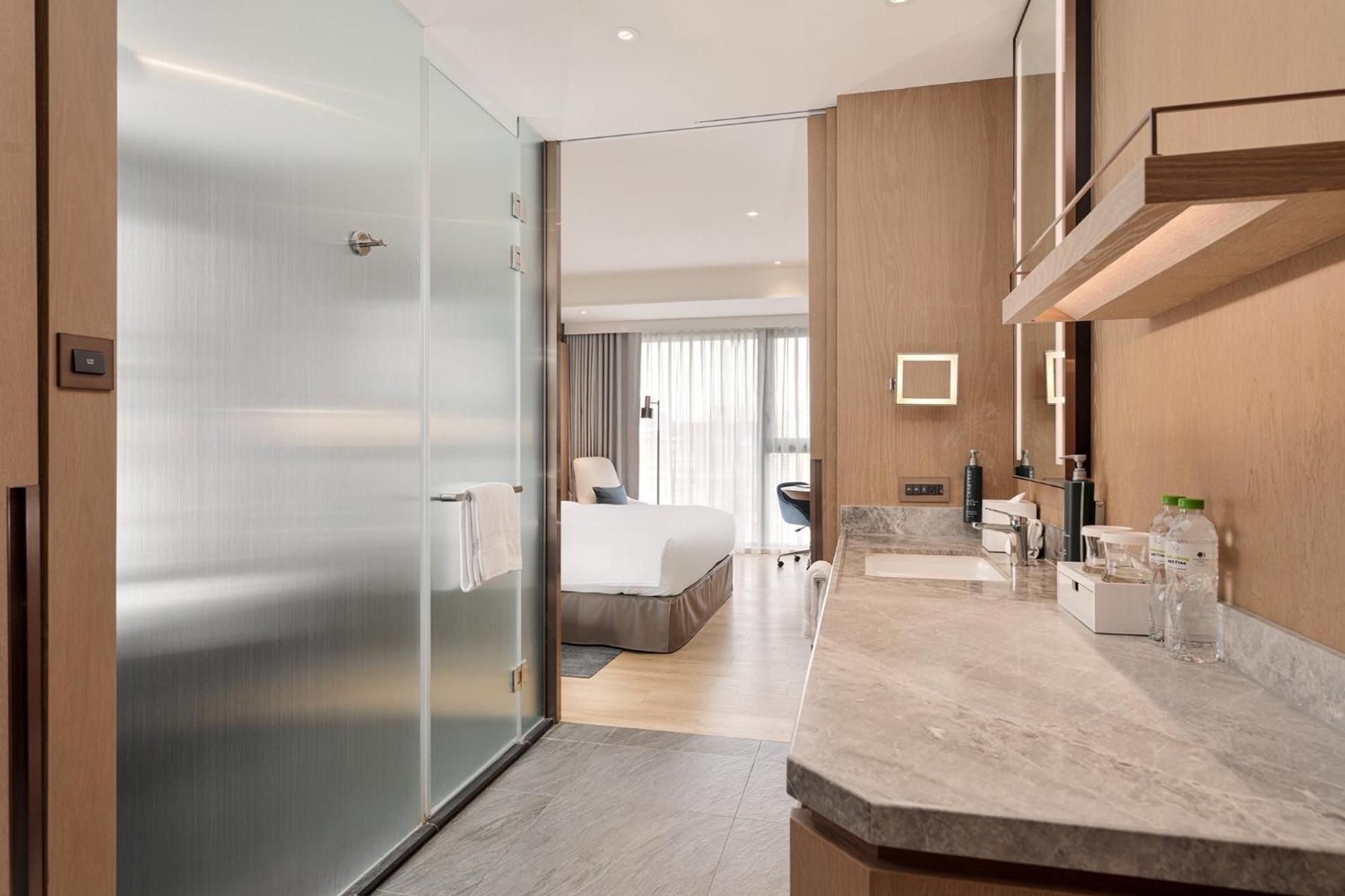 Doubletree By Hilton Taipei Zhongshan Εξωτερικό φωτογραφία