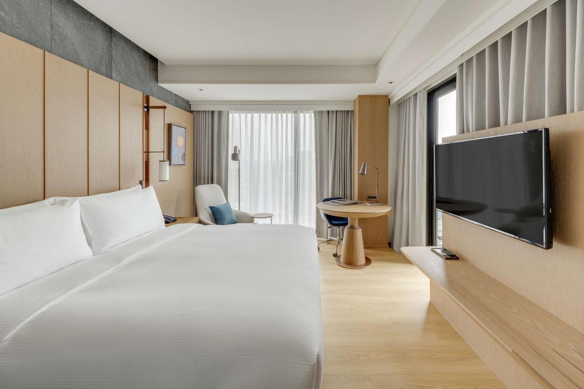 Doubletree By Hilton Taipei Zhongshan Εξωτερικό φωτογραφία