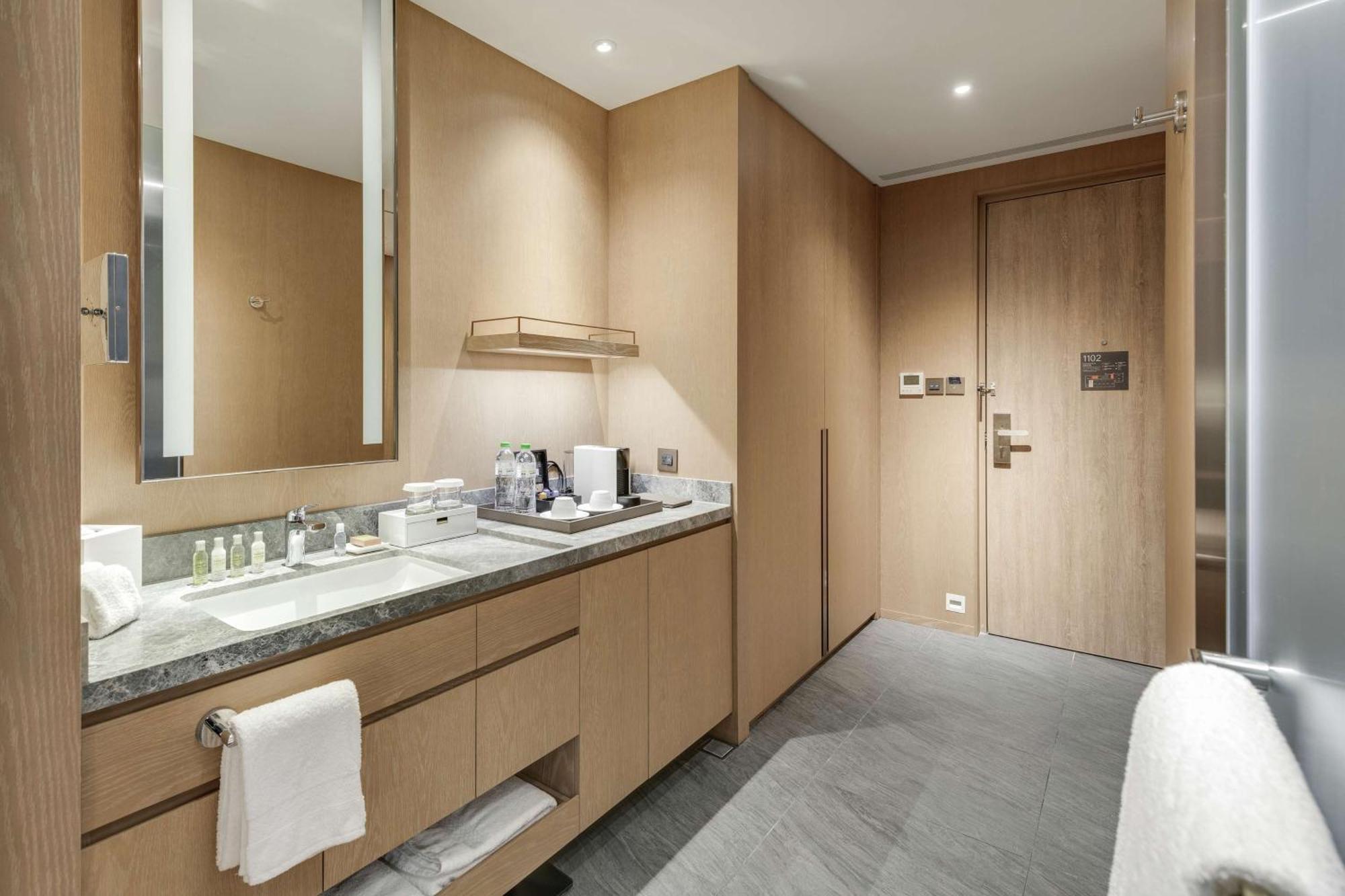 Doubletree By Hilton Taipei Zhongshan Εξωτερικό φωτογραφία